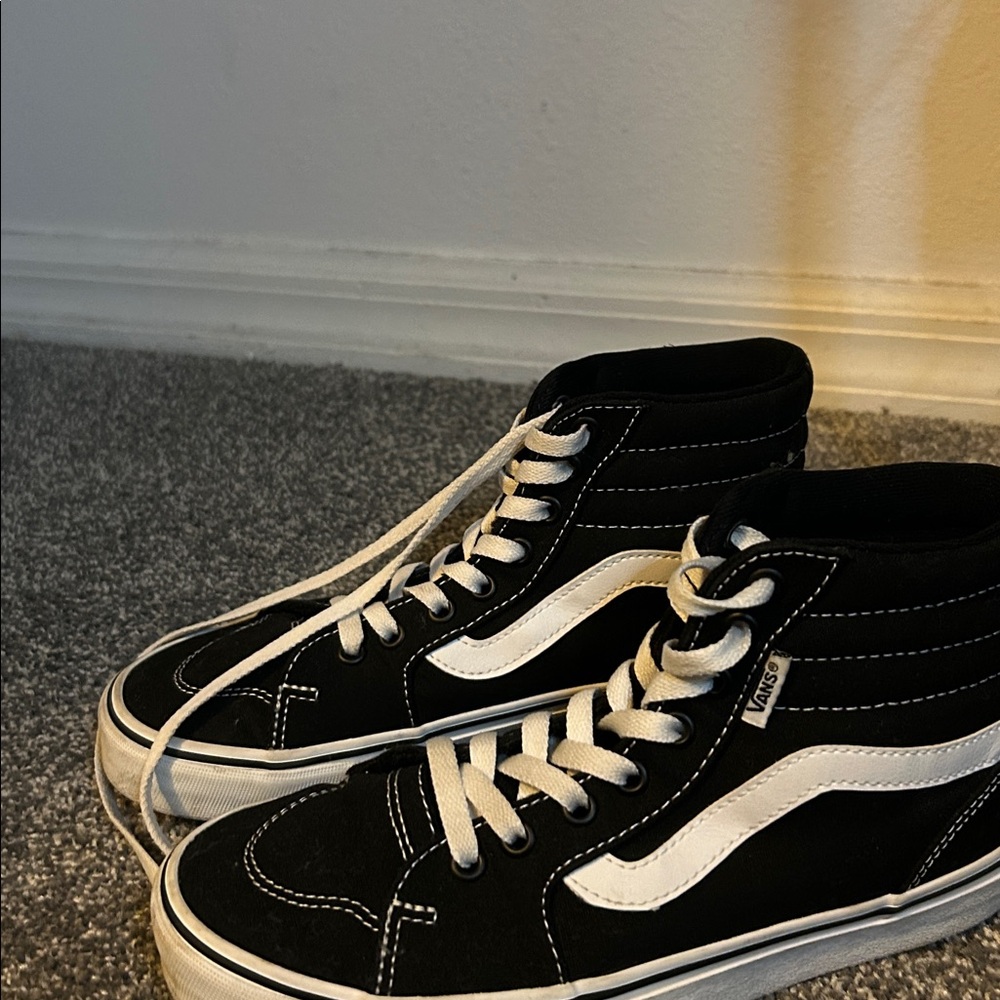 Vans Classic Black and White High-Tops